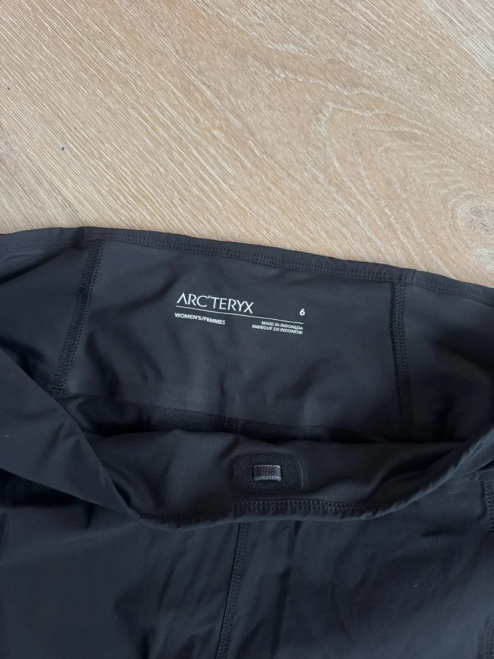 Arc'teryx sabrina hiking trekking pants 6 black - Picture 4 of 7